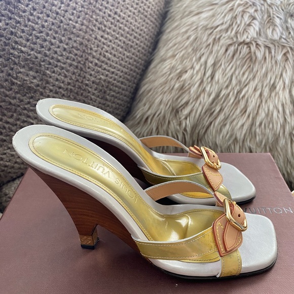 Vintage Louis Vuitton Heels - Picture 4 of 7